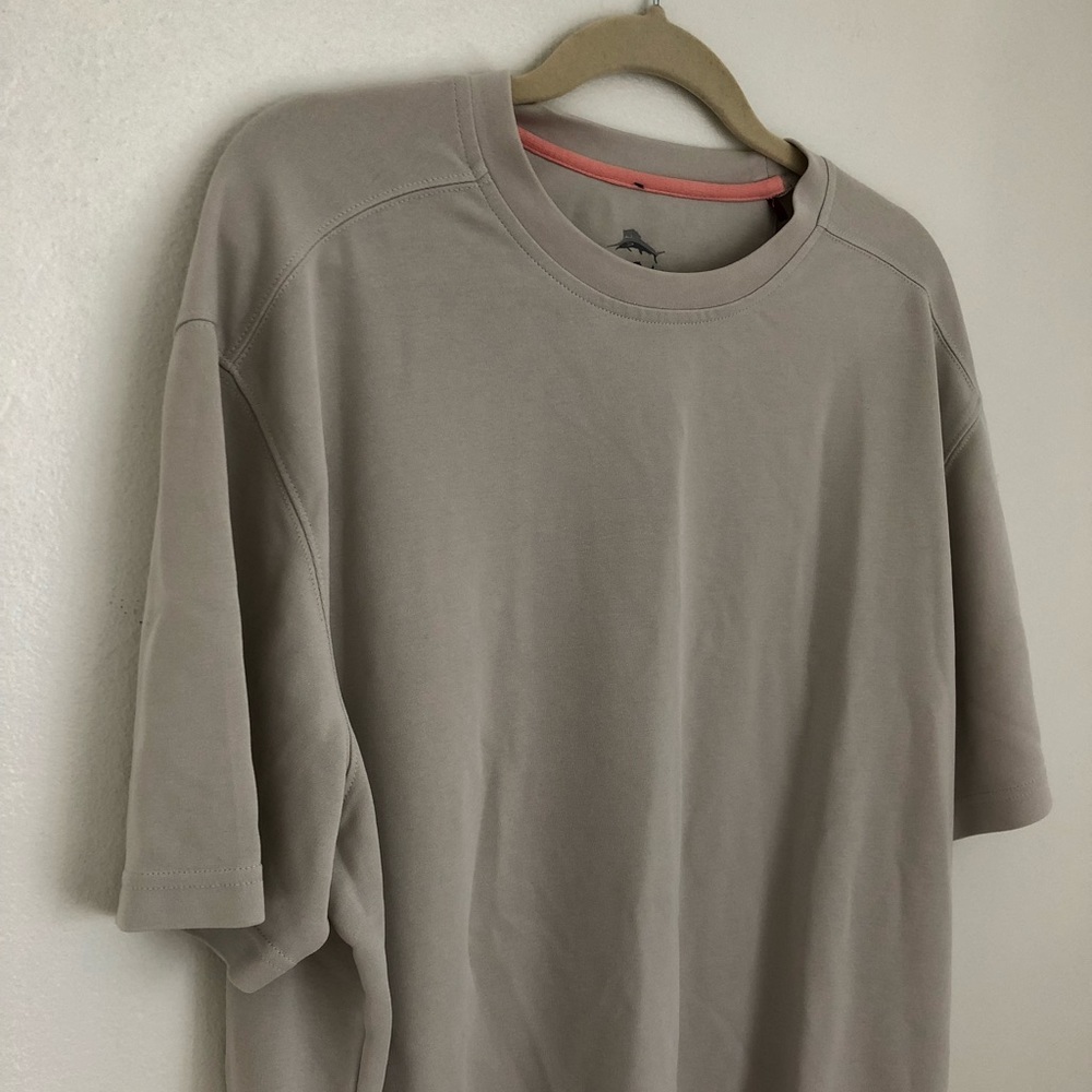 Tommy Bahama men’s shirt